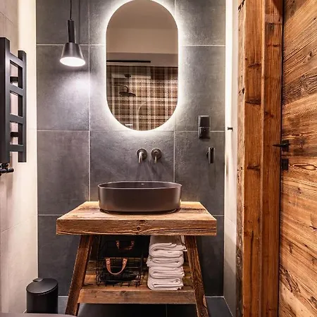 Rum i privatbostad I Krupowki 49 *